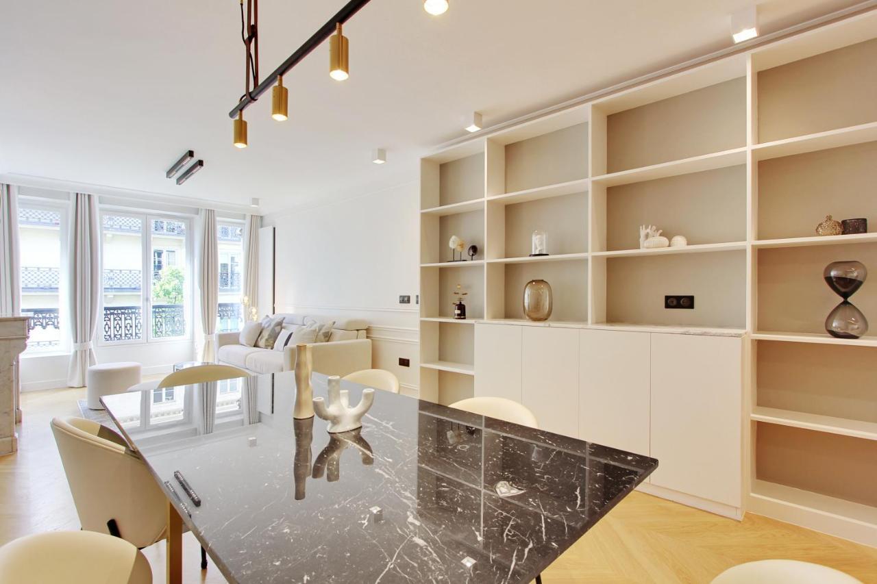 Stunning Apartment With View At The Very Heart Of Παρίσι Εξωτερικό φωτογραφία